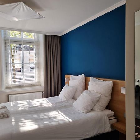 Hotel In'T Holt 1654 Grand Cafe & Logement Zuidhorn Exterior photo