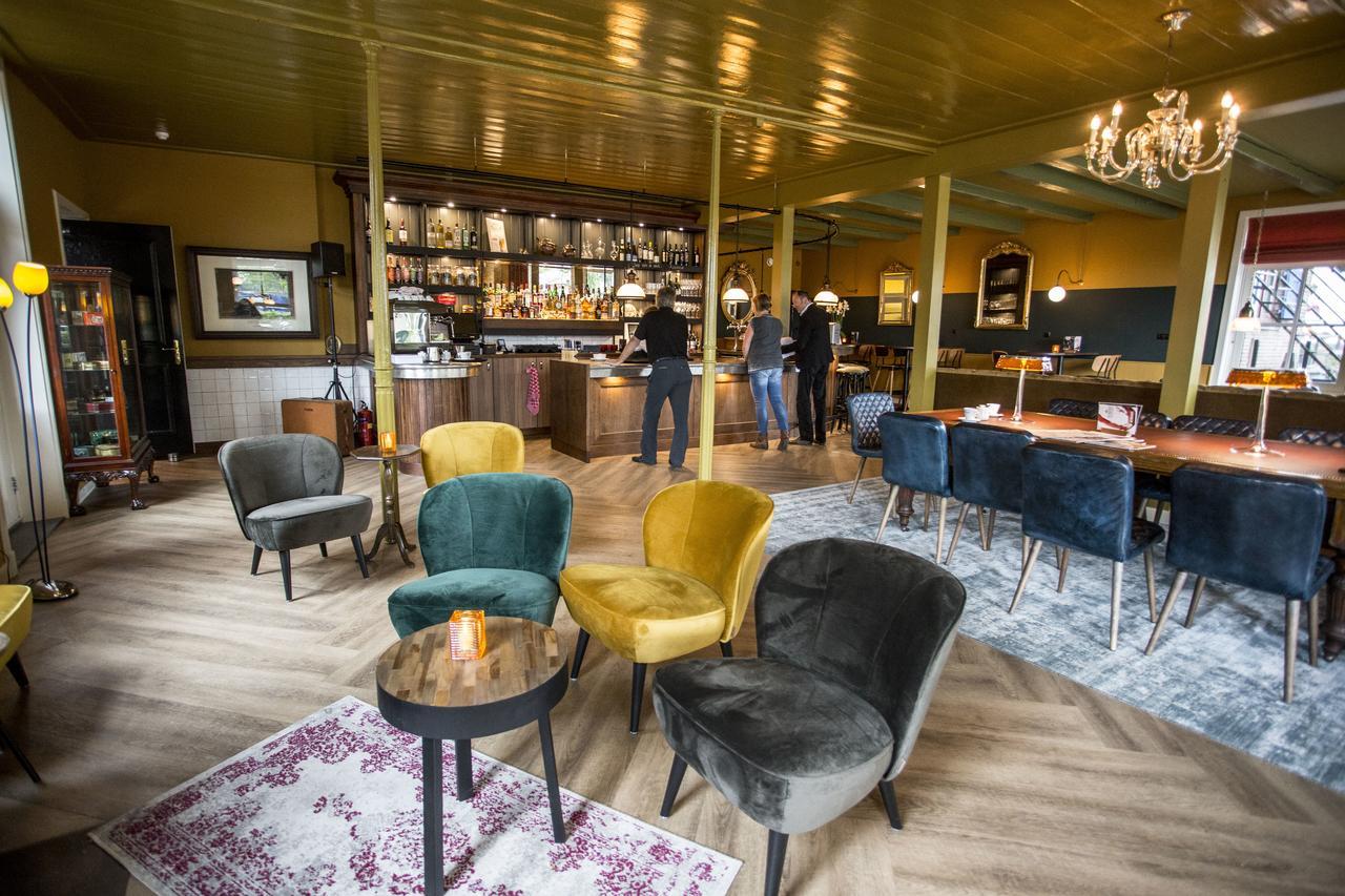 Hotel In'T Holt 1654 Grand Cafe & Logement Zuidhorn Exterior photo