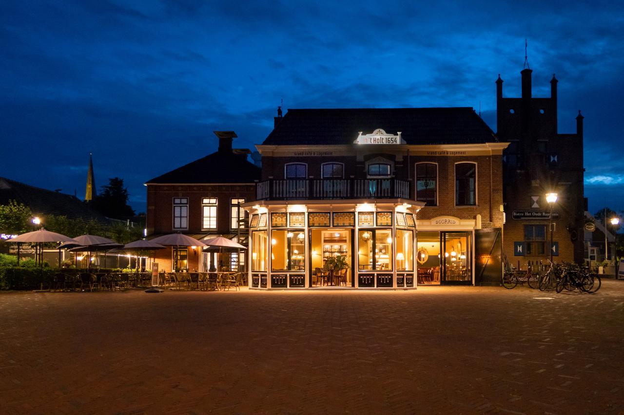 Hotel In'T Holt 1654 Grand Cafe & Logement Zuidhorn Exterior photo